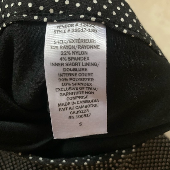 Small polka dot golf skirt - Picture 3 of 3